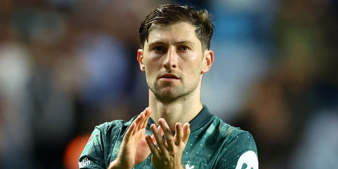 Pundit: Tottenham have a "really exciting" teenager about to replace Davies