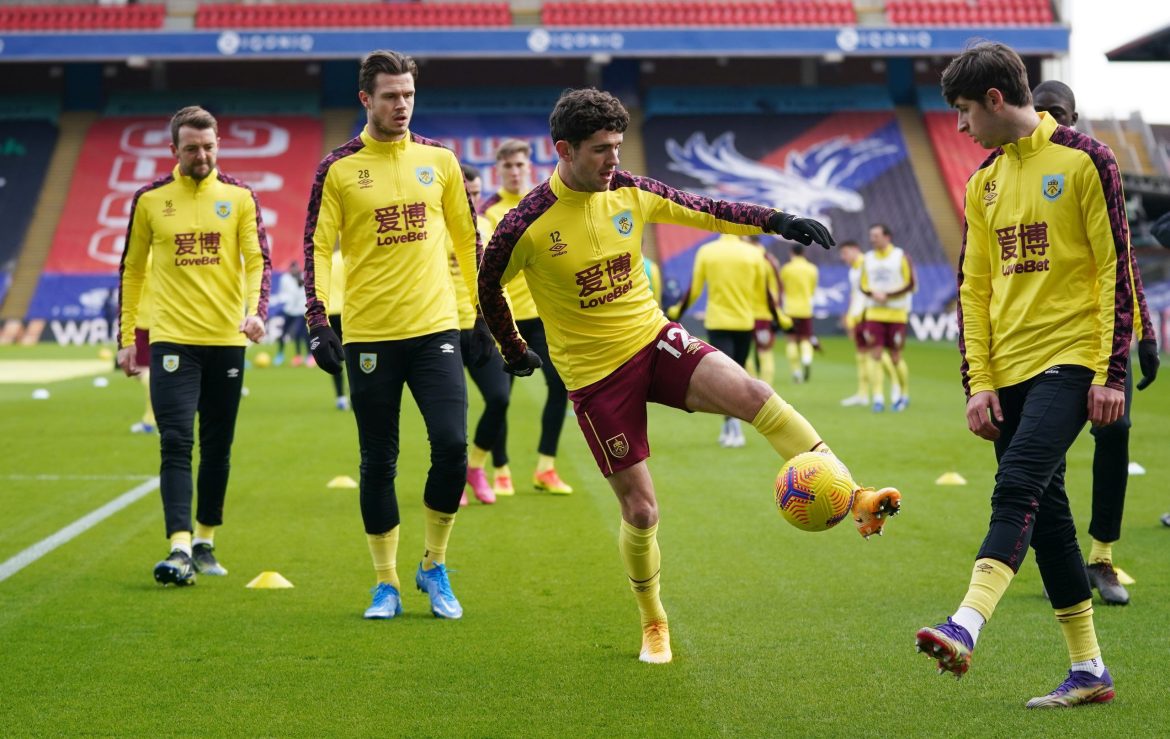 Sunderland must sign Robbie Brady